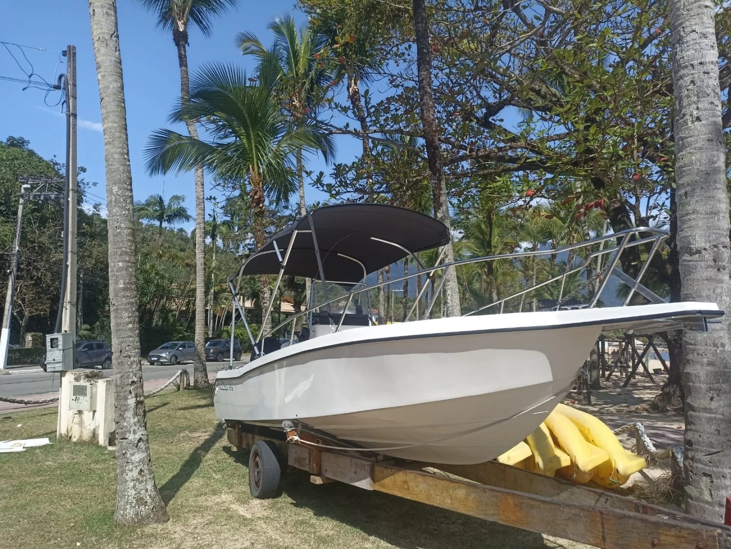 Aluguel de lancha chata