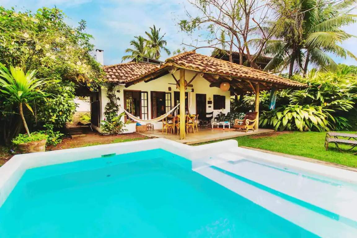 Casa à venda- Feiticeira